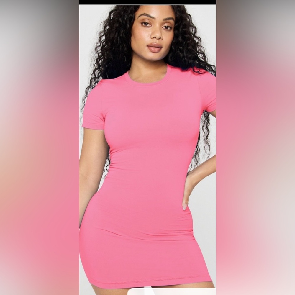 Fabletics Slim Crew Neck Short Sleeve Dress - Pink